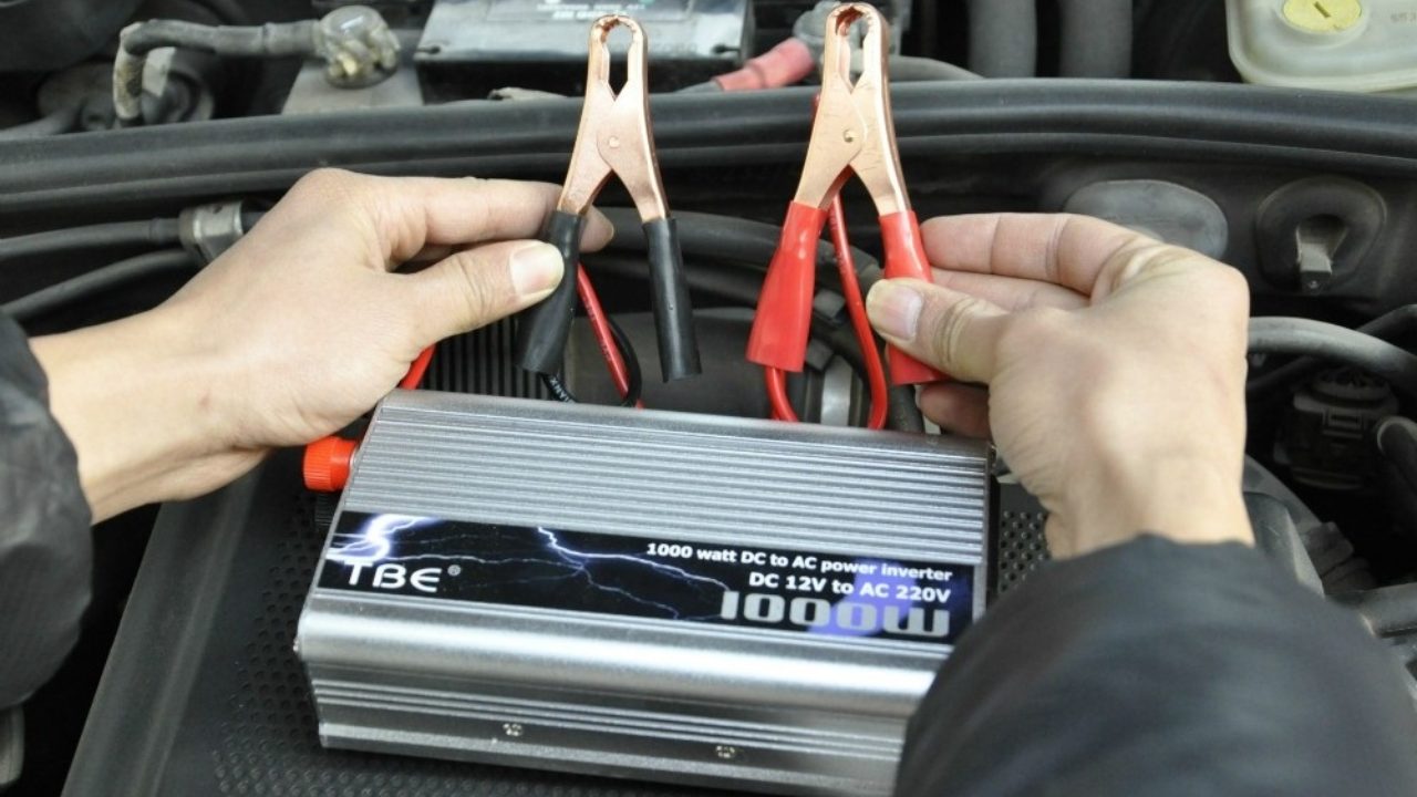 Reason to Elect the Power Inverter for Semi Truck